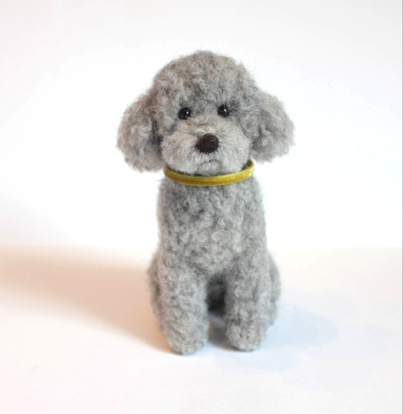 羊毛フェルト 犬 トイプードル シルバー 羊毛フェルト 犬 トイプードル シルバー - メルカリ