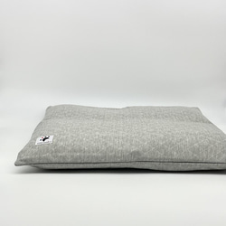 ボリュームたっぷりタイプ　大きめ羽毛高級ペットベッド　＋　専用カバーセット　　犬猫用 3枚目の画像