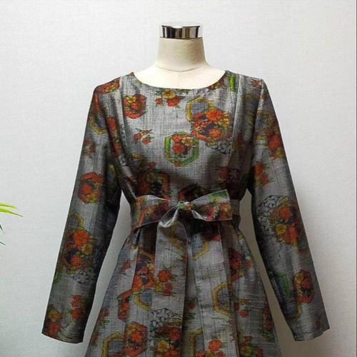 着物リメイク　正絹紬　シャツワンピース　マキシ　ロング　バルーン　パフスリーブ 着物リメイク ロングワンピース（絹大島紬）Vネック 長袖