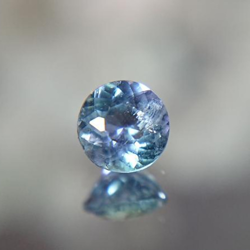 虹入り トルマリン バイカラートルマリン   1.37ct 【1890