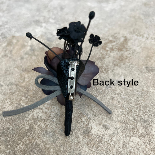 シックでカッコいいミニコサージュ・ブローチ 男女兼用 コサージュ