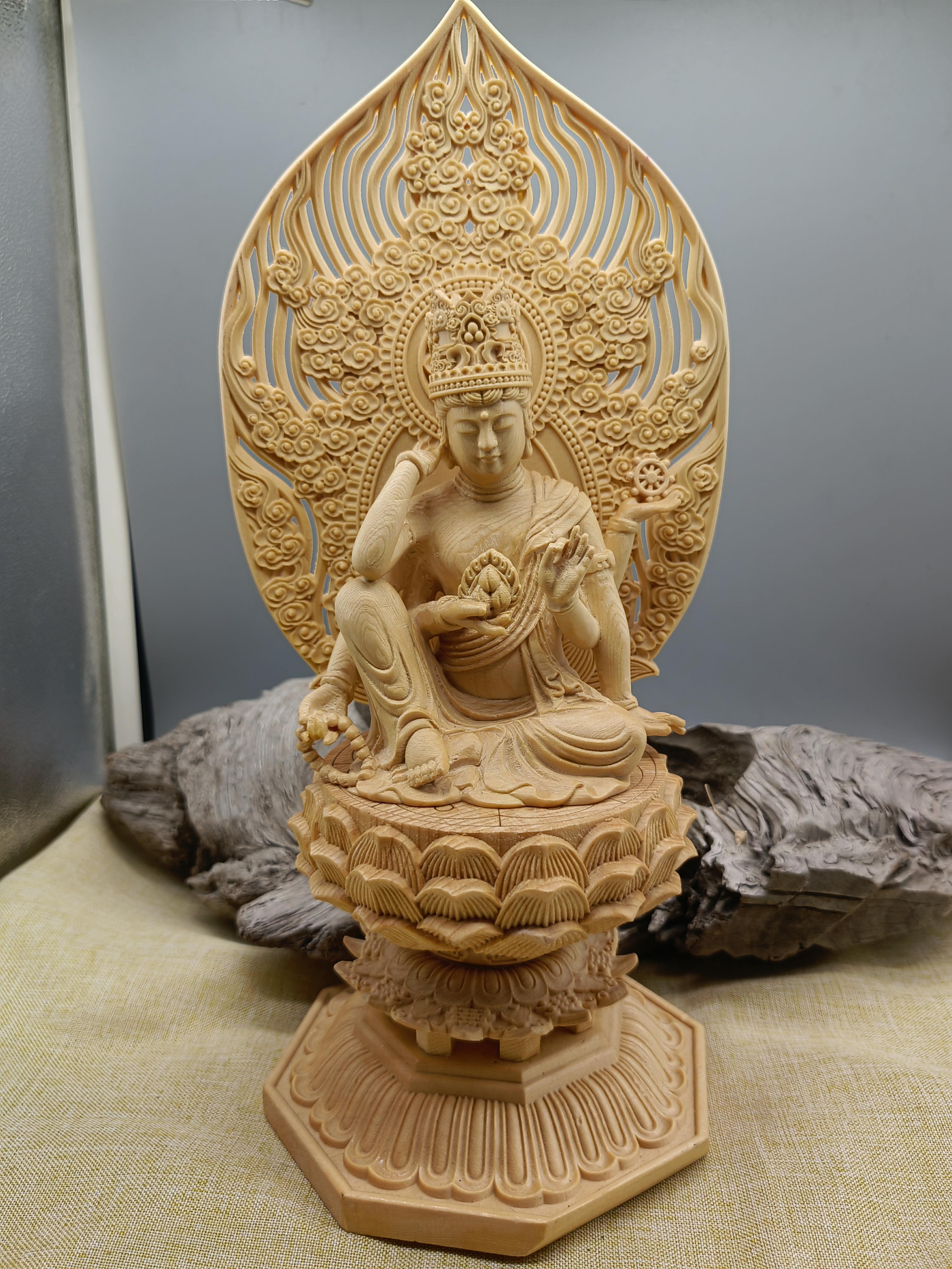 最高級 木彫仏像孔雀明王座像 柘植材 彩繪 本金 切金 一刀彫 財前彫刻