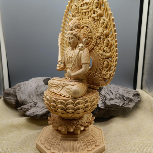 木彫り 仏像 虚空蔵菩薩座像 彫刻 一刀彫 天然木檜材 仏教工芸