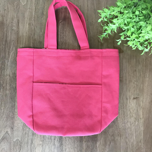 ピンク トートバッグ ほぼ未使用 30cm ピンク トートバッグ ほぼ未使用 30cm