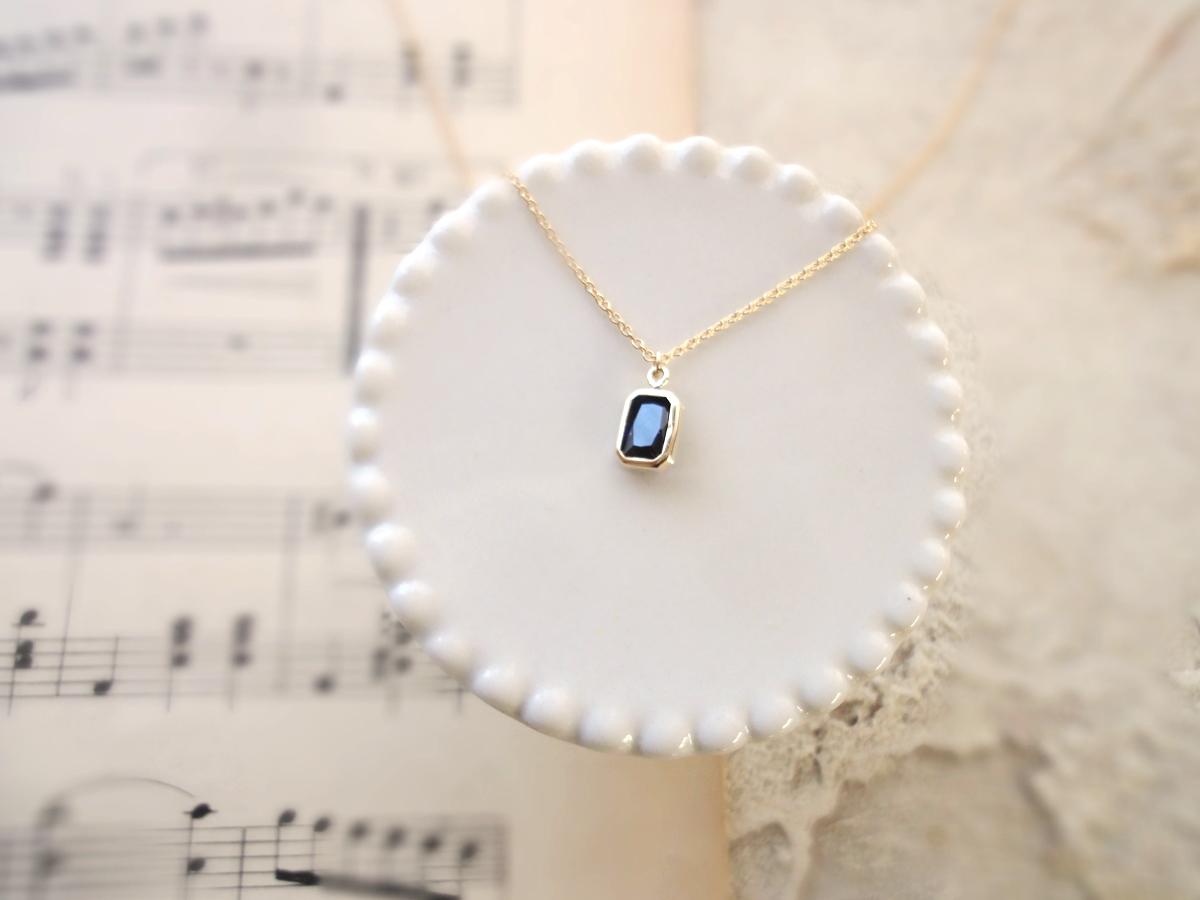 天然石のペンダント■ Emerald Cut 14KGF ■ ダークブルーサファイア