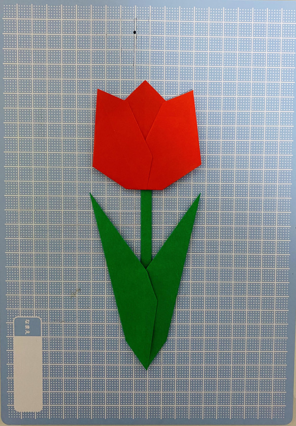 ①折り紙　ハンドメイド　チューリップ　春　イベント　壁面飾り　リース 2枚目の画像