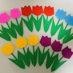 ①折り紙　ハンドメイド　チューリップ　春　イベント　壁面飾り　リース 1枚目の画像