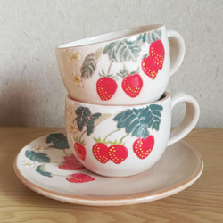 【陶器】苺のコーヒーカップ 4枚目の画像