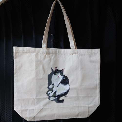 手描きトートバッグ・大】白黒ハチワレ猫さん｜綿100％の一点もの