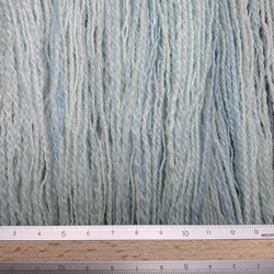 手洗い手染め手紡ぎ毛糸　【ペレンデール】（2022010401） 5枚目の画像
