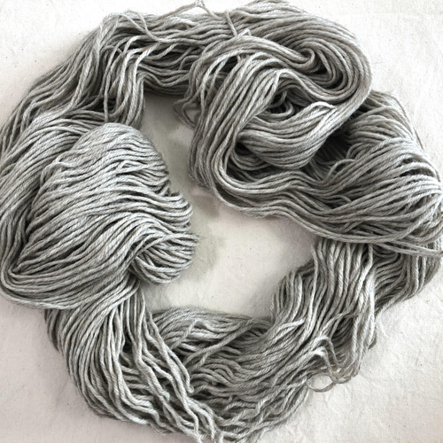 ニュージーランドポッサム＆メリノ並太DK 100gかせ 単色ナチュラル