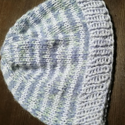 ハンドメイド毛糸の帽子 1枚目の画像