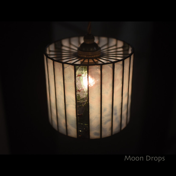 lchuang様ご注文２【送料無料】Moon Drops Lamp　【24面体 ３カ所に色】（ペンダントタイプ　L） 6枚目の画像
