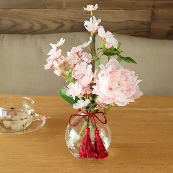 《ずっと咲いてる》満開桜とピンクピオニーのマジカルウォーターアレンジ29cm（無料ギフトラッピング） 6枚目の画像
