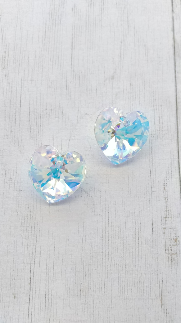 18×17.5mm 1個】スワロフスキー ハート #6228（クリスタルAB) ビジュー