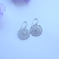 ✦クラシカルモチーフ✦ピアス/イヤリング【ロジウム】classical motif pierce/earring 1枚目の画像