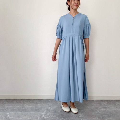 09_【シワになりにくい◎旅行にも◎】プリーツドレス「サックスブルー