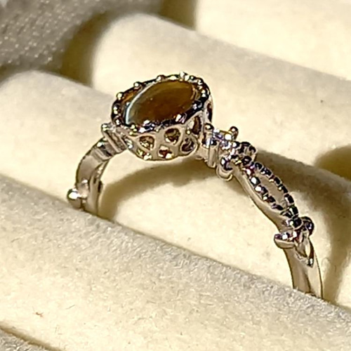 ハニーブラウンのクリソベリルキャッツアイのリング フリーサイズ