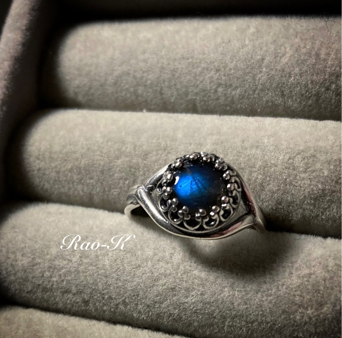 ✨ヨーロピアン・アンティーク調リング〜ブラックラブラドライト