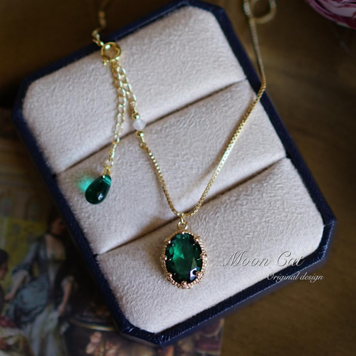 ネックレス ペンダント エメラルドグリーン エメラルドカット 一