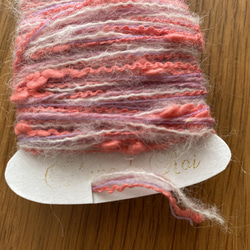 新入荷！！『ちょこっと毛糸♪綺麗な色合いのふわふわ毛糸』～ピンク系　約4ｍ～ 3枚目の画像