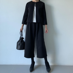フォーマルなのに不思議なぐらい着心地抜群。ゆったりパンツとジャケット セットアップ 9枚目の画像