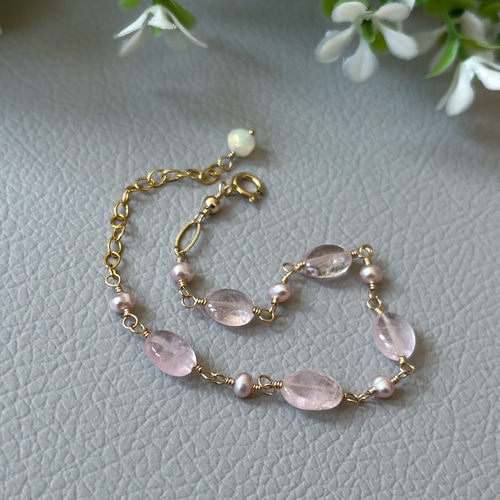 14kgf*モルガナイトと淡水パールのステーションブレスレット*天然石