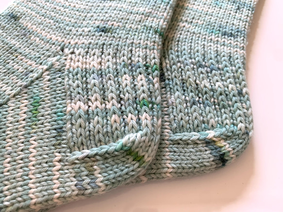 手編みの靴下　ウール50%コットン50% 2枚目の画像