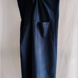 長款圍裙，十字設計，白色及其他顏色。共有9種顏色可選。 ◇預計2026年5月中旬出貨◇ 第13張的照片