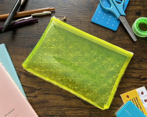 922ce9048d660bb04731f743665332