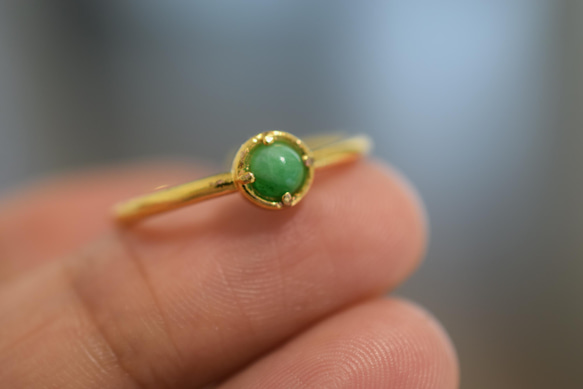 D179 ミャンマー産 天然 緑 A貨 本翡翠 硬玉 シンプル リング 指輪 フリーサイズ 銅 アレルギー対応 6枚目の画像