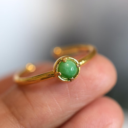 D179 ミャンマー産 天然 緑 A貨 本翡翠 硬玉 シンプル リング 指輪 フリーサイズ 銅 アレルギー対応 5枚目の画像