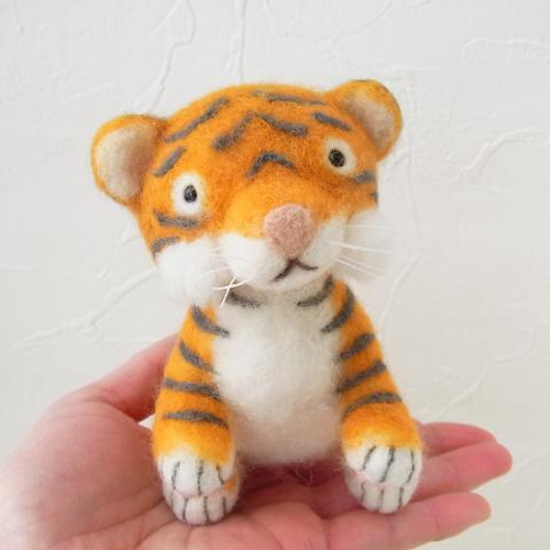 干支 寅年 ちょっと情けない顔の寅ちゃん 羊毛フェルト Lamb 