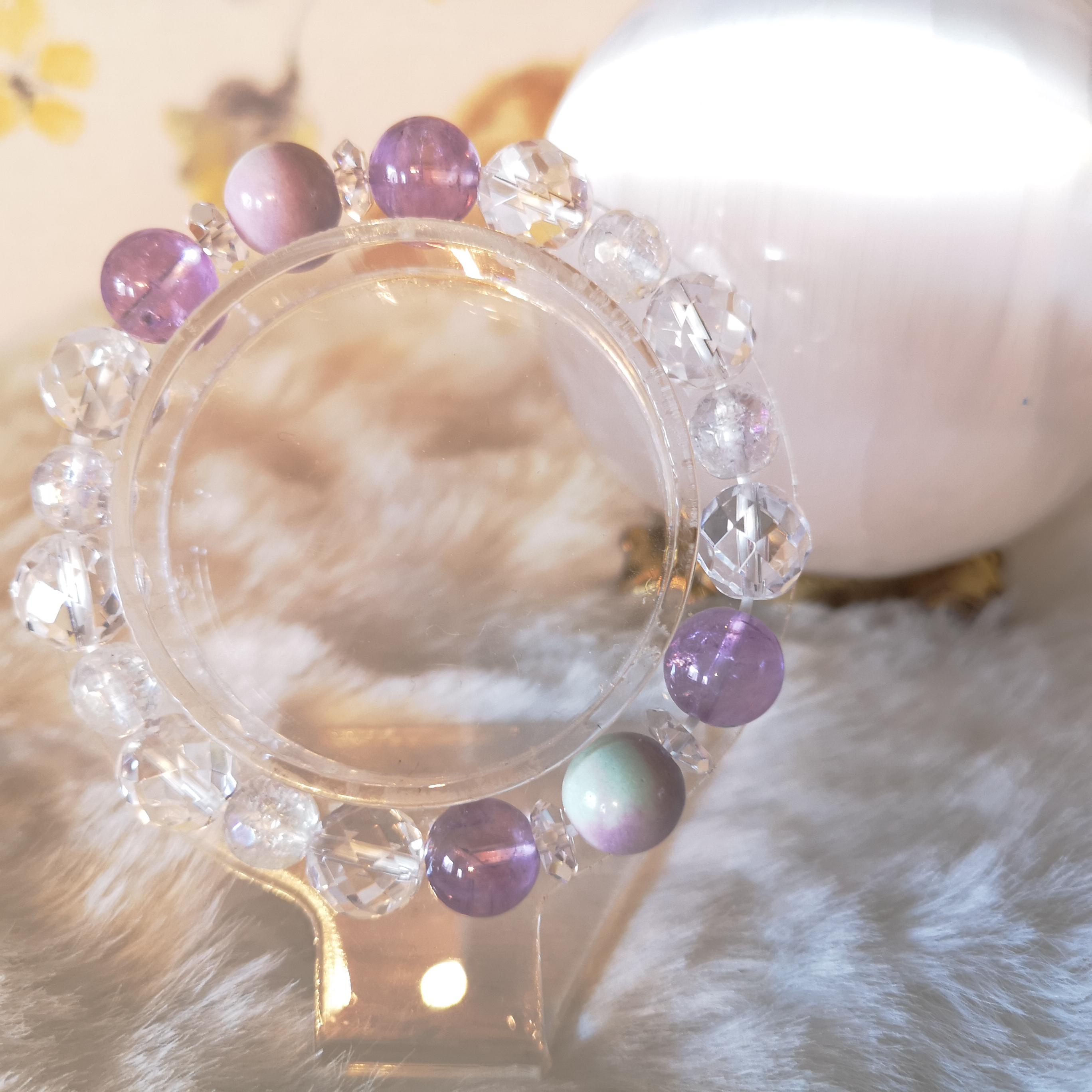 運命の出会い ～ マカロンゴビアゲートとラベンダーアメジストのブレスレット(甘い絆キズナ)