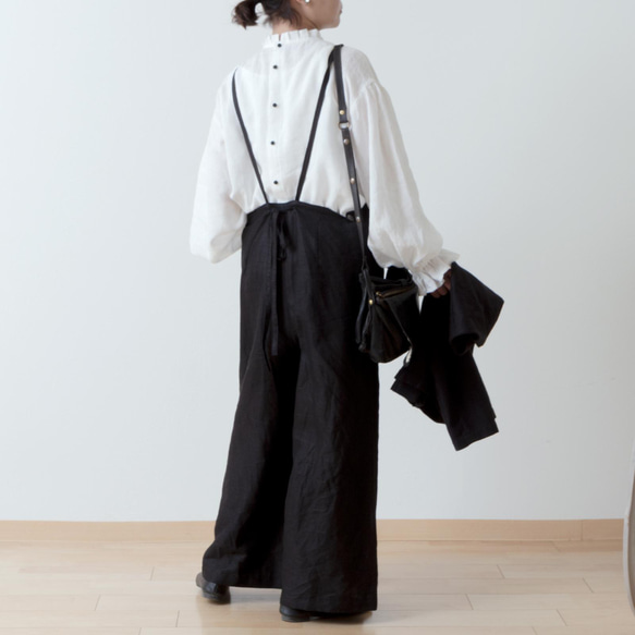 タックフリル衿が上品＊セレモニーにも＊バックくるみ釦ギャザースリーブリネンブラウス/オフホワイト なし