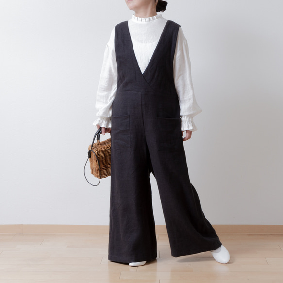 タックフリル衿が上品＊セレモニーにも＊バックくるみ釦ギャザースリーブリネンブラウス/オフホワイト なし