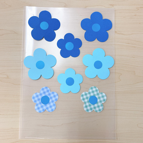 壁面飾り】 卒園 入園 鳥 花 （青）3月 4月 切り絵 maru.壁面工房 通販