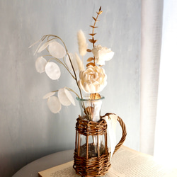 リニューアル✨【ソラフラワーと造花のブーケ付き】編み込み花器付き 7枚目の画像