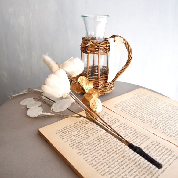 リニューアル✨【ソラフラワーと造花のブーケ付き】編み込み花器付き 3枚目の画像