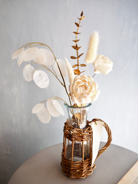 リニューアル✨【ソラフラワーと造花のブーケ付き】編み込み花器付き 6枚目の画像