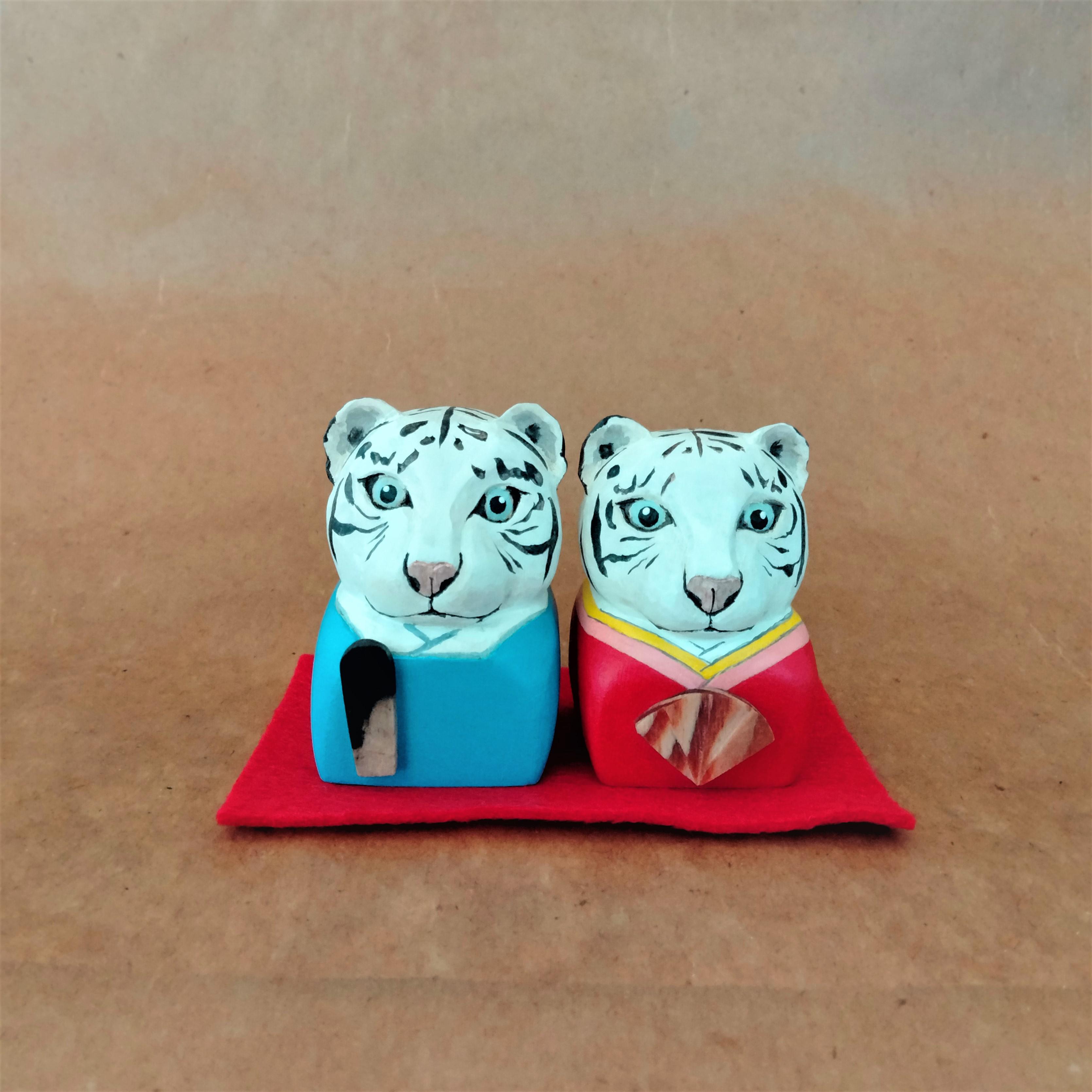 木彫雛人形　干支　寅　トラ【白】