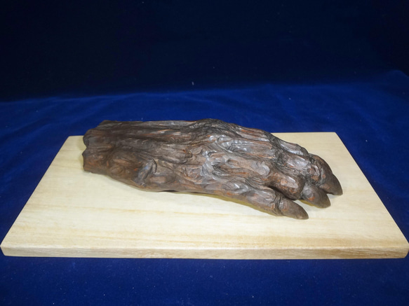 木彫刻 アート 『 鬼の手のミイラ 』 芸術 アート ハンドメイド 松 手彫り 彫刻 6枚目の画像