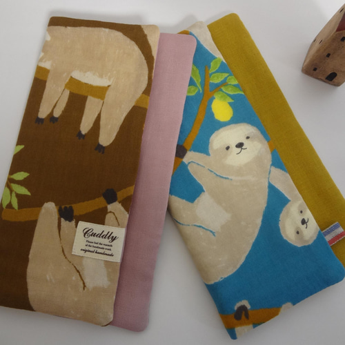 なまけもの*８重やわらかガーゼハンカチ*大2枚セット*ハンドメイド なまけもの*8重やわらかガーゼハンカチ*大2枚セット ハンカチ