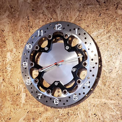 AUTOart ディスクブレーキ風時計 2025年最新】autoart 時計の人気