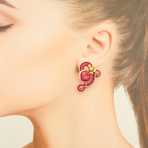 ソウタシエ ピアス イヤリング ピンク オーストリア産クリスタル