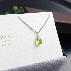 橄欖石 [Peridot] One grain necklace (Silver color) 第2張的照片