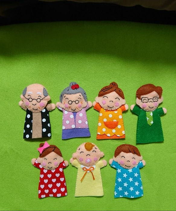 おはなしゆびさん【家族】指人形セット7人【プリント柄】 おもちゃ
