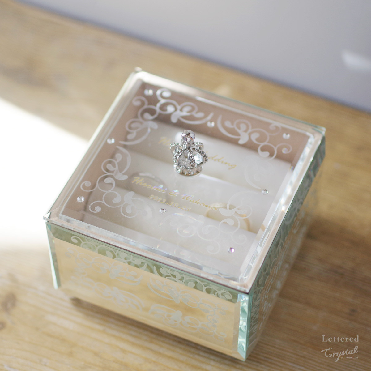 【名入れ】 ガラスとミラーのリングピロー／アクセサリーケース／B-2027-name／Creema限定