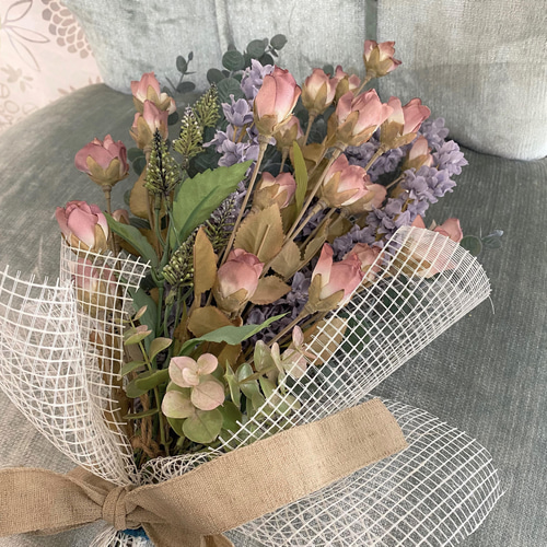 ☘️ドライフラワー　プリザーブローズ薔薇　ユーカリのスワッグ 　壁飾り30センチ 19a38bb7ba18092e36baef59f75829