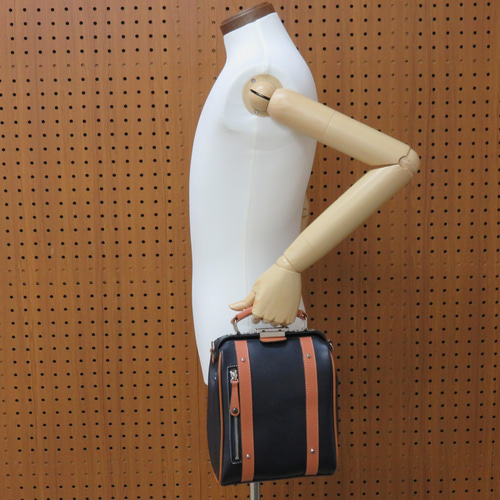 木和田 合成皮革（生地名：パトリック） No.3893「パトリック 縦